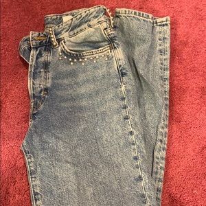 HM vintage fit high wash studded Jean